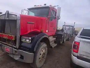 Salvage 2000 Kenworth W900 - SV-1396