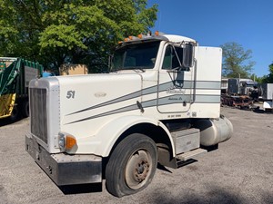 Salvage 2000 Peterbilt 378 - SV-367
