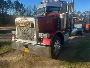 Salvage 2005 Peterbilt 379 - SV-1379