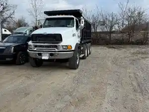 Salvage 2005 Sterling L9500 - PP-1602