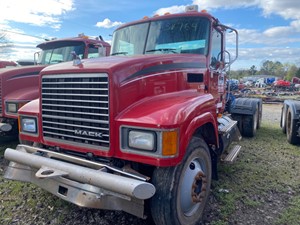 Salvage 2008 Mack CHU613 - SV-764