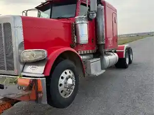 Salvage 2008 Peterbilt 388 - SV-1417