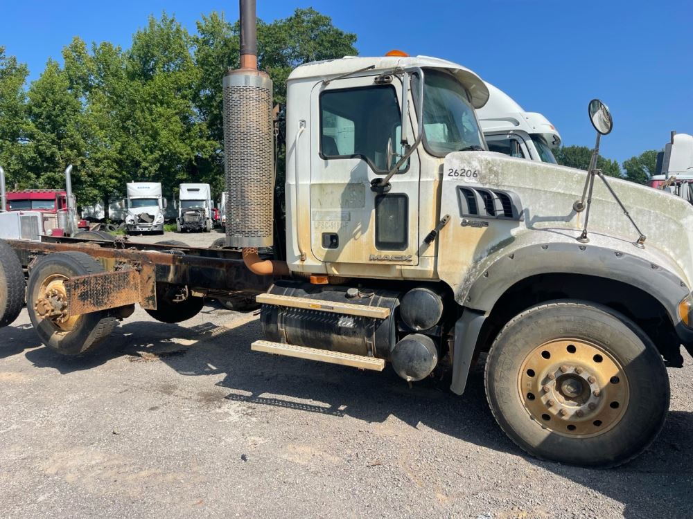 Salvage 2009 Mack GU713 Truck Tractor For Parts Alma, Arkansas