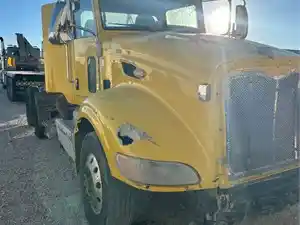Salvage 2012 Peterbilt 386 - SV-1353