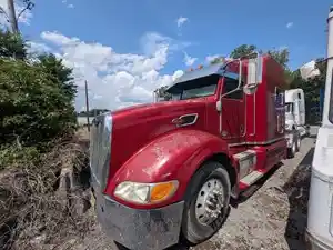 Salvage 2013 Peterbilt 386 - SV-1496