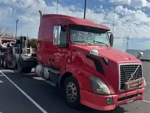 Salvage 2013 Volvo VNL - SV-1405