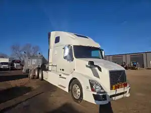 Salvage 2015 Volvo VNL - SV-1621