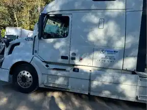 Salvage 2016 Volvo VNL - SV-1310