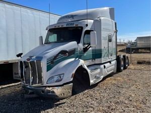 Salvage 2019 Peterbilt 579 - SV-503