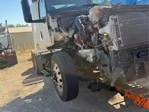 Salvage 2021 International LT625 - SV-1555