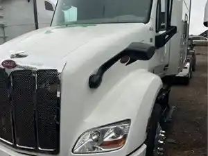 Salvage 2022 Peterbilt 579 - SV-1326