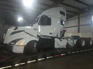 Salvage 2022 Volvo VNL - SV-1456
