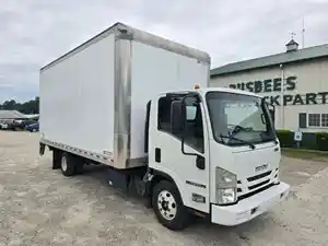 Complete 2018 Isuzu NPR - 262-008144