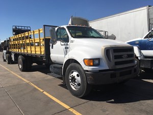 Salvage 2004 Ford F-650 - SV-1208