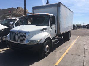 Salvage 2006 International 4300 - SV-1084