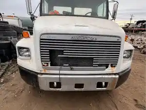 Salvage 1994 Freightliner FL70 - ETP1645
