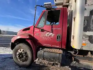Salvage 2001 International 4400 - ETP1692
