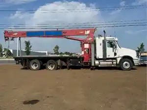Salvage 2003 Freightliner Columbia 120 - ETP1793
