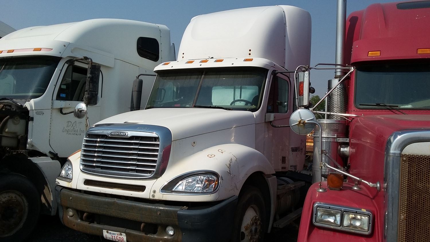 2004 Freightliner COLUMBIA 120 Truck for Parts for sale Calgary