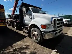 Salvage 2005 Ford F-750 - ETP1965