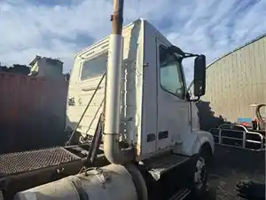 Salvage 2009 Volvo VNL - ETP1845