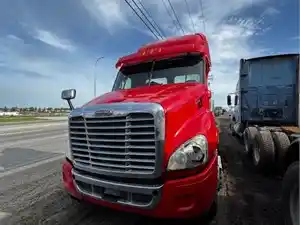Salvage 2014 Freightliner Cascadia 113 - ETP1958