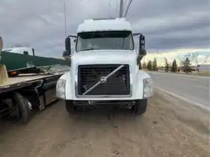 Salvage 2014 Volvo VNL - ETP1872