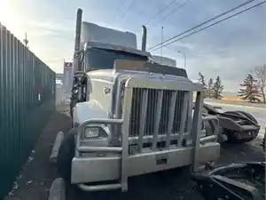 Salvage 2015 International 9900I - ETP1875