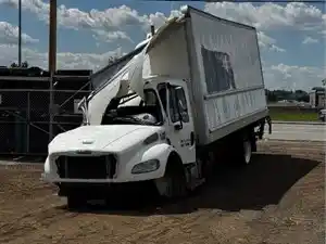 Salvage 2016 Freightliner M2 106 - ETP1964