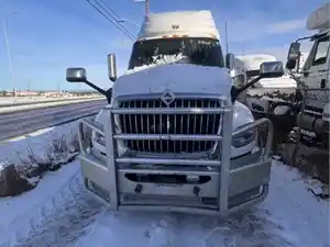 Salvage 2018 International LT625 - ETP1713
