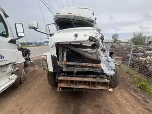 Salvage 2018 Mack Anthem - ETP1777