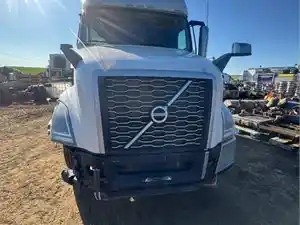 Salvage 2022 Volvo VNL - ETP1782