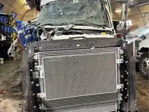 Salvage 2025 Freightliner 114SD - ETP1902
