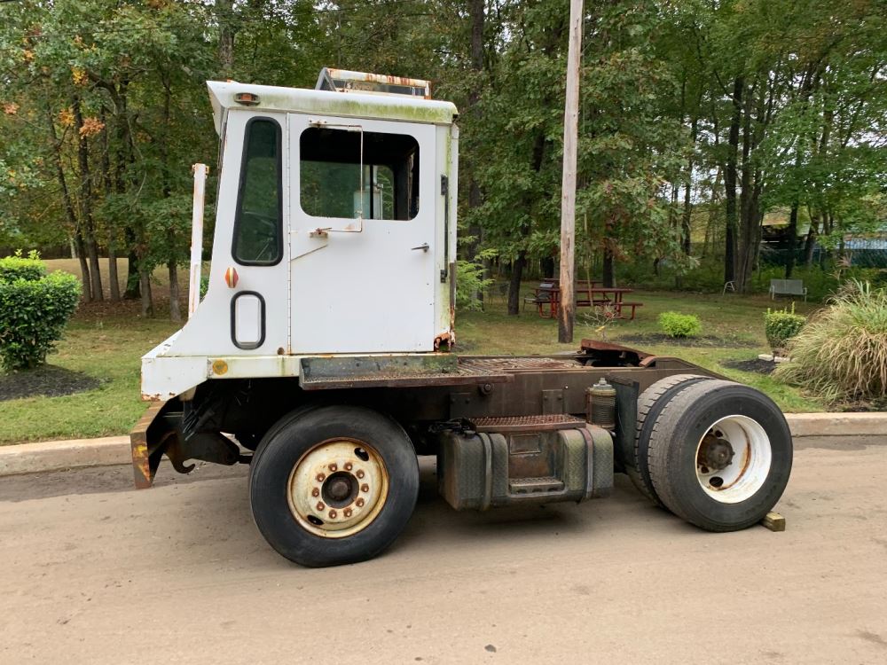 1995 Ottawa Other A & A TRUCK PARTS, INC.