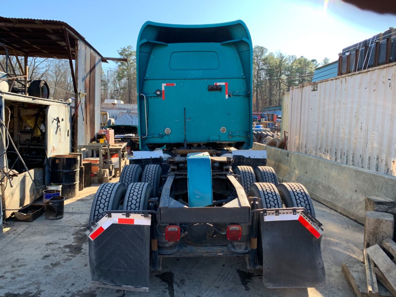 Salvage 2000 Western Star 5964SS Truck Tractor For Parts Freehold