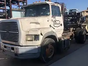 Salvage 1993 Ford LN9000 - 99291