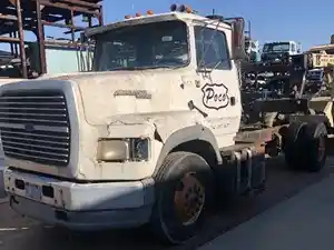 Salvage 1994 Ford LTA9000 AERO MAX 106 - 99489