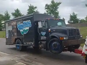 Salvage 1997 International 4700 - 11098