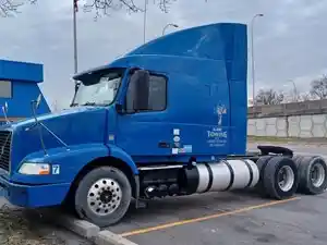 Salvage 2012 Volvo VNM - 11077