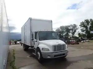 Complete 2007 Freightliner M2 106 - 10865