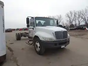 Complete 2007 International 4300 - 10824