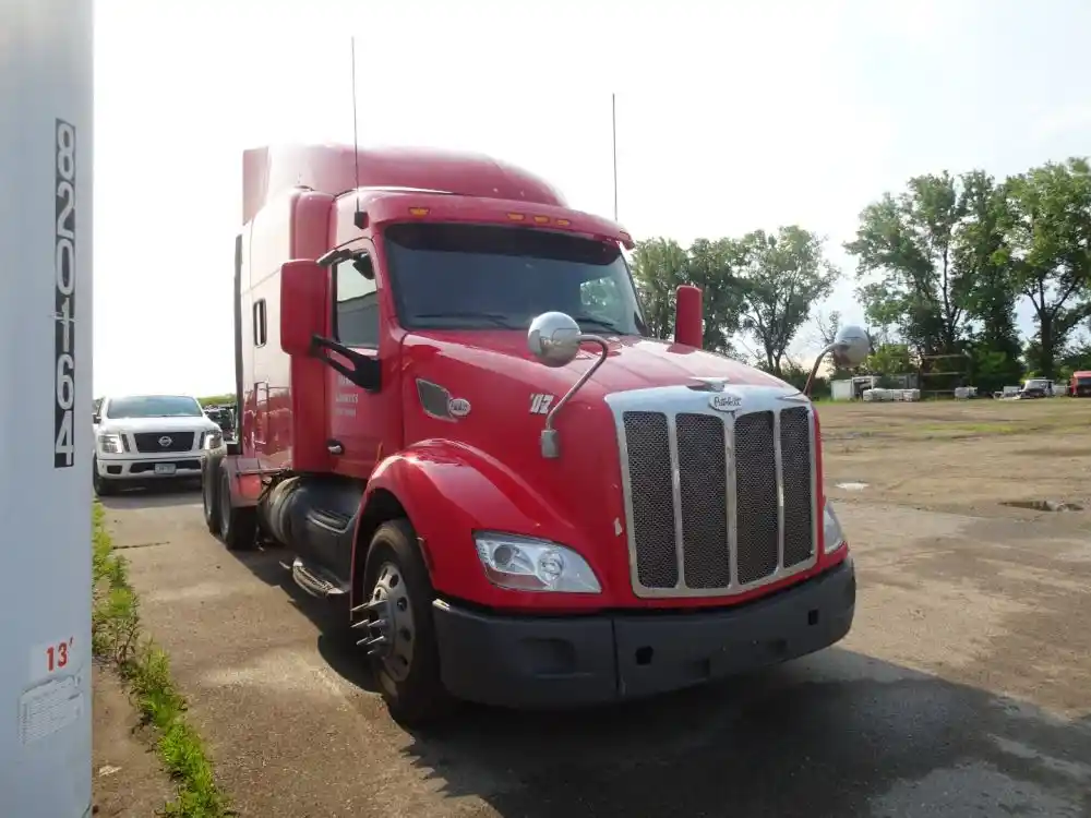 Peterbilt  579