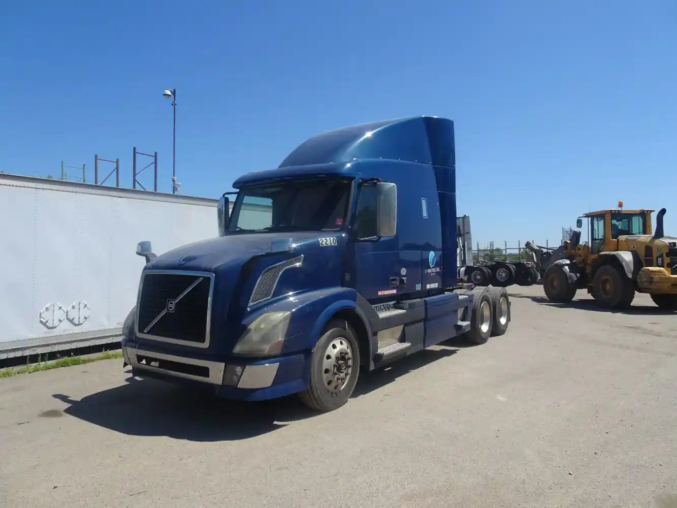 Volvo  VNL