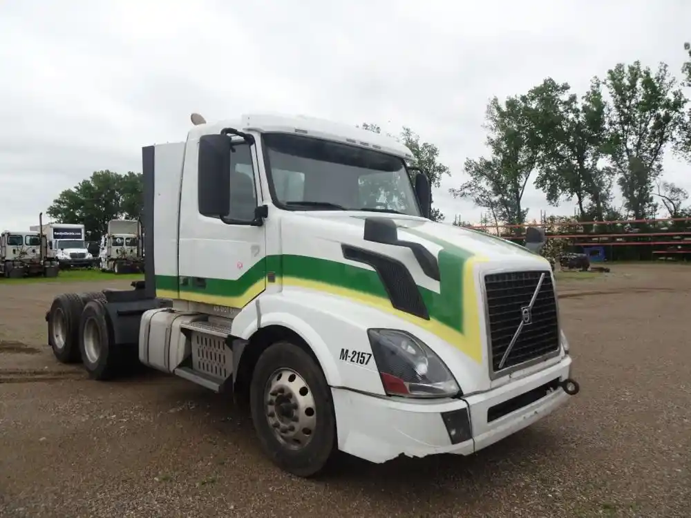 Volvo  VNL