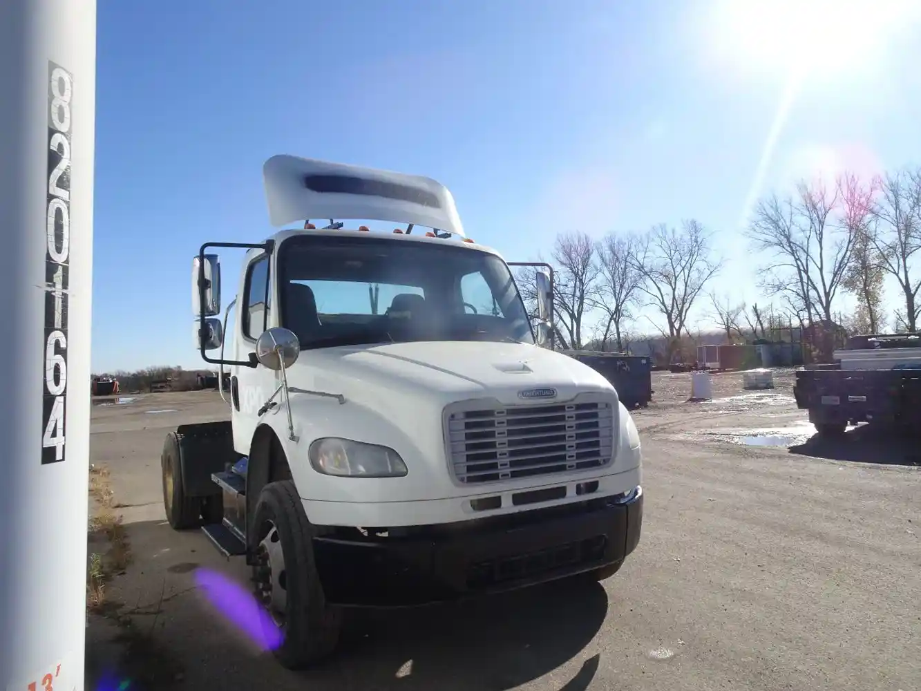 Freightliner  M2 106