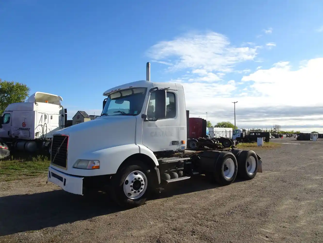 Volvo  VNM